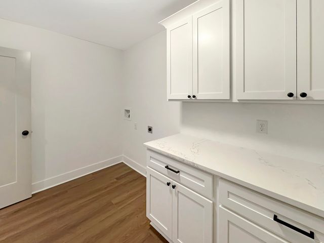 1020 Jeffries Lane, Hustonville, KY 40437