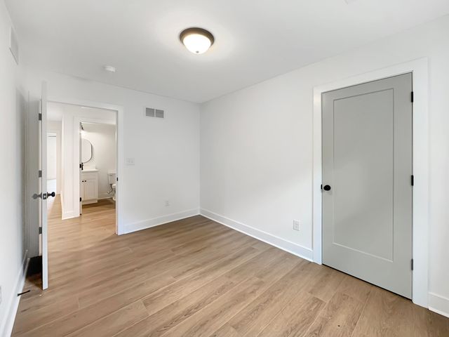 1020 Jeffries Lane, Hustonville, KY 40437