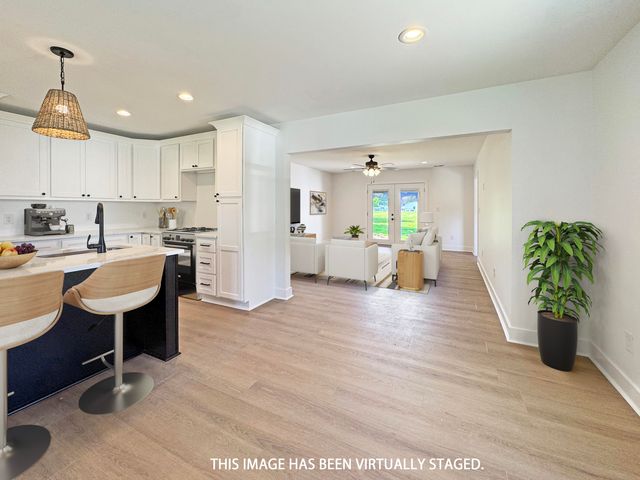 1020 Jeffries Lane, Hustonville, KY 40437