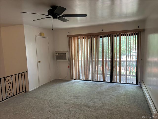 284 Sneden Place W 284, Spring Valley, NY 10977