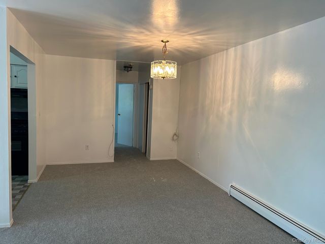 284 Sneden Place W 284, Spring Valley, NY 10977
