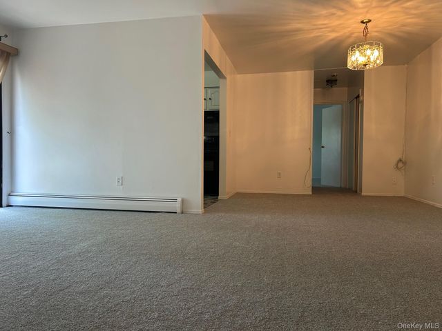 284 Sneden Place W 284, Spring Valley, NY 10977