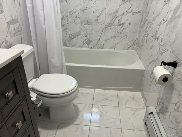284 Sneden Place W 284, Spring Valley, NY 10977