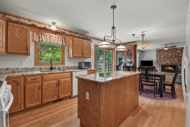 26605 S Jacob Drive, Channahon, IL 60410