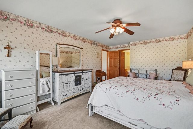 26605 S Jacob Drive, Channahon, IL 60410