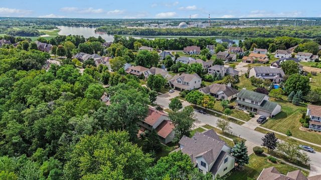 26605 S Jacob Drive, Channahon, IL 60410