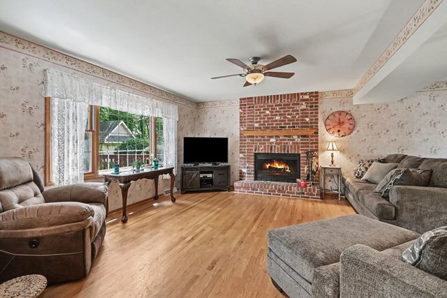 26605 S Jacob Drive, Channahon, IL 60410