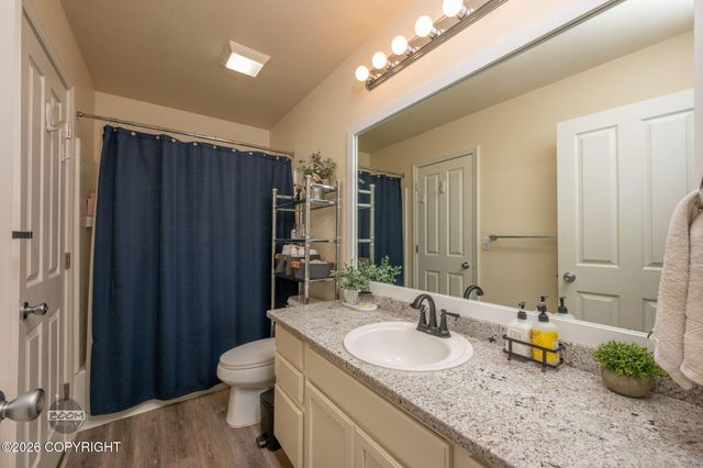 7515 White Hawk Drive, Anchorage, AK 99507