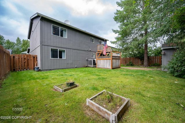 7515 White Hawk Drive, Anchorage, AK 99507