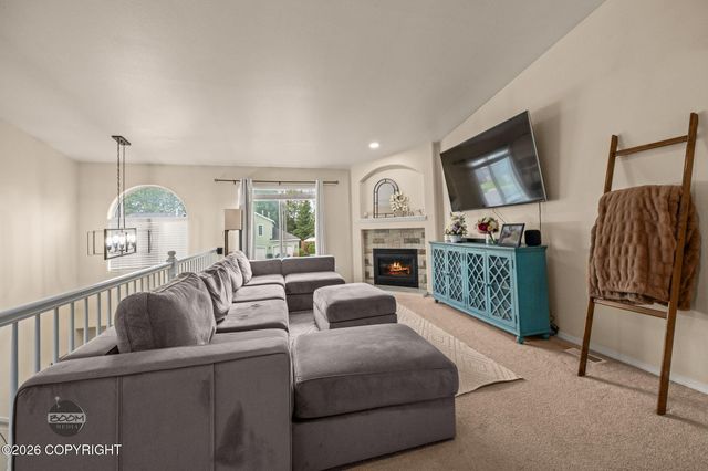 7515 White Hawk Drive, Anchorage, AK 99507