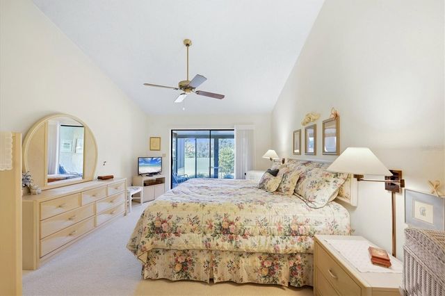 6089 CLUBSIDE DRIVE 7686, Sarasota, FL 34243