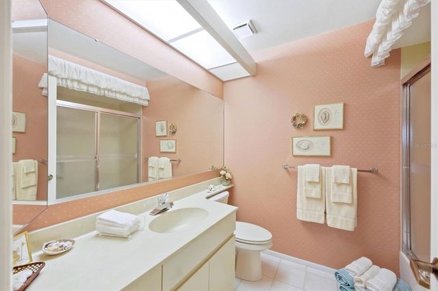 6089 CLUBSIDE DRIVE 7686, Sarasota, FL 34243