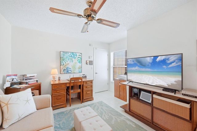 6089 CLUBSIDE DRIVE 7686, Sarasota, FL 34243