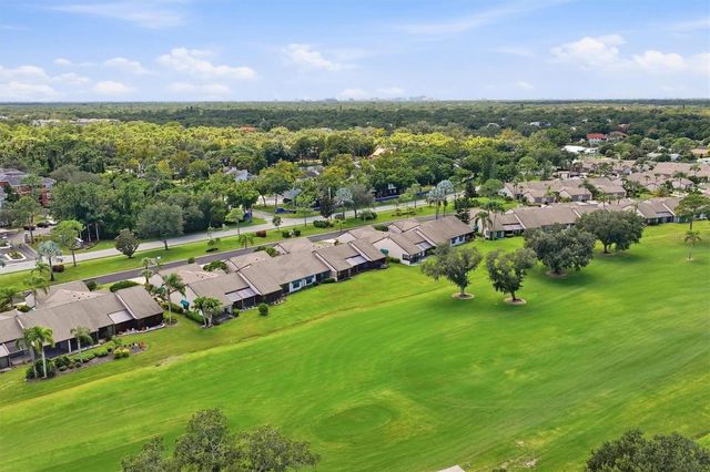 6089 CLUBSIDE DRIVE 7686, Sarasota, FL 34243