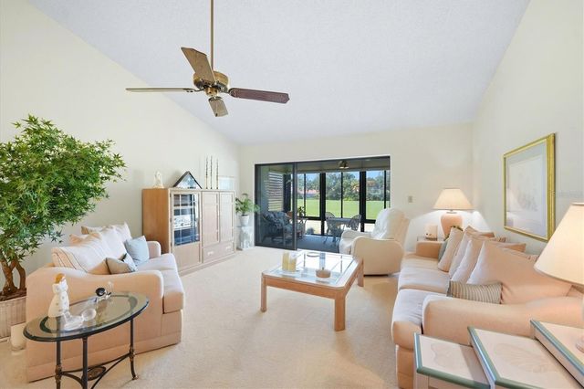 6089 CLUBSIDE DRIVE 7686, Sarasota, FL 34243
