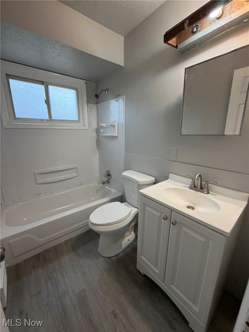 4180 E 148th Street, Cleveland, OH 44128