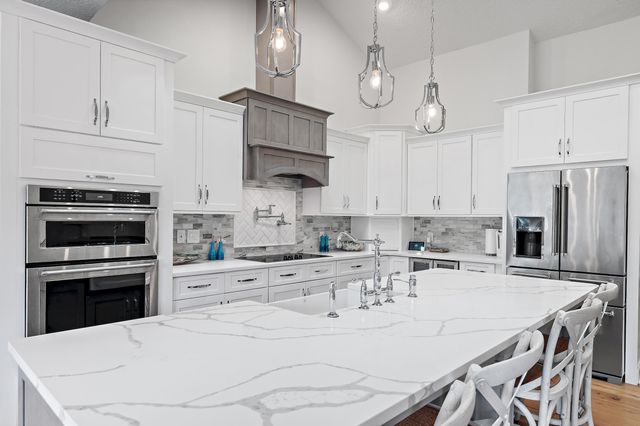 1402 E Baytowne Avenue, Miramar Beach, FL 32550