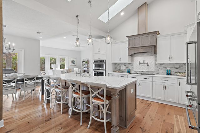 1402 E Baytowne Avenue, Miramar Beach, FL 32550