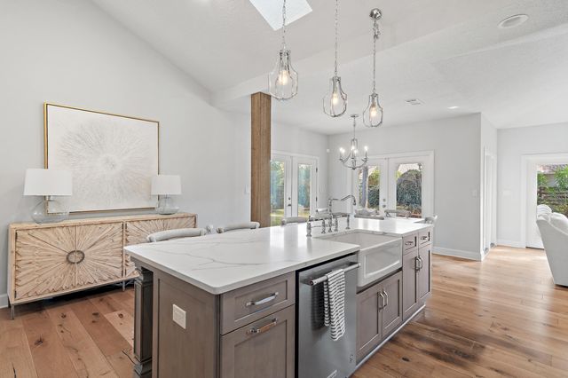 1402 E Baytowne Avenue, Miramar Beach, FL 32550