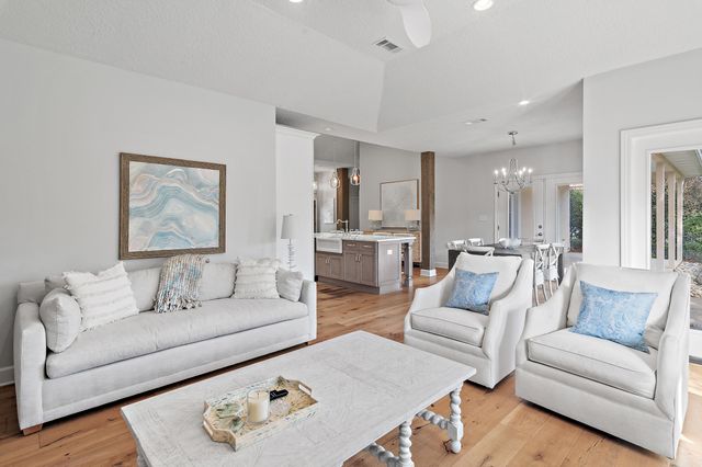 1402 E Baytowne Avenue, Miramar Beach, FL 32550