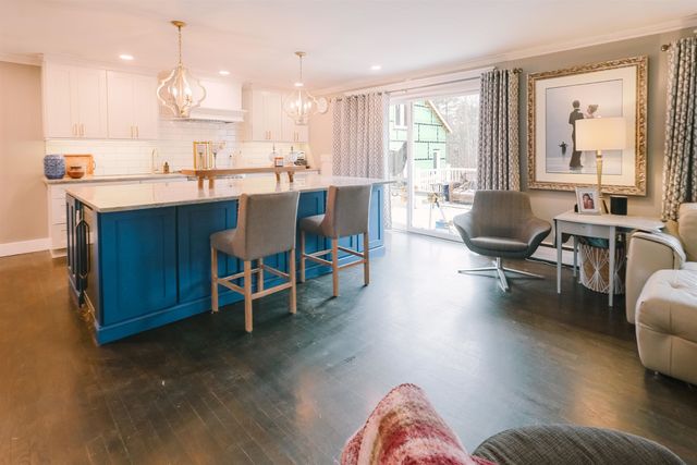 1 Bona Vista Drive, Bow, NH 03304