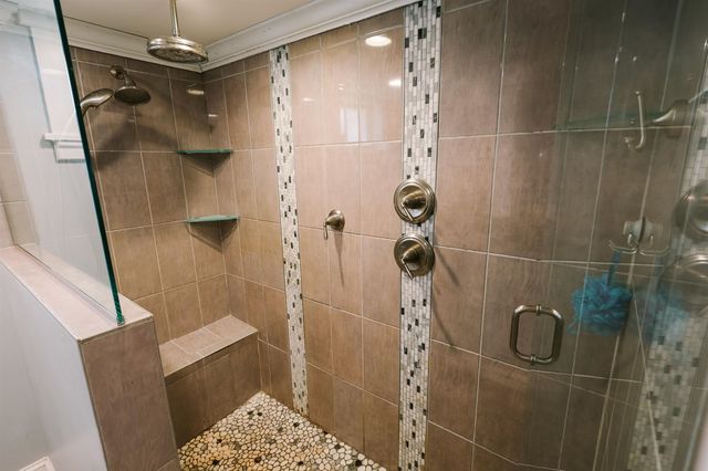 1 Bona Vista Drive, Bow, NH 03304