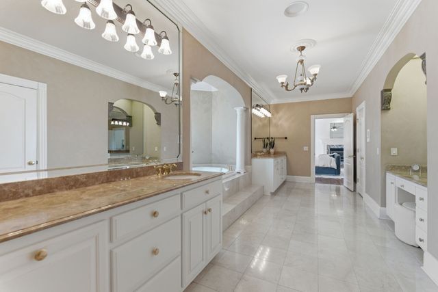 9429 Weatherly Dr, Brentwood, TN 37027