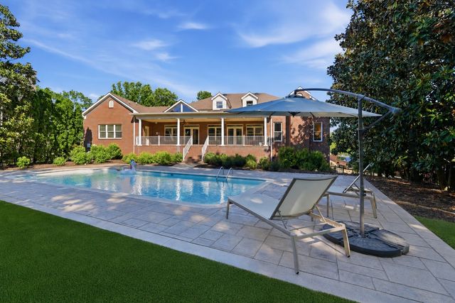 9429 Weatherly Dr, Brentwood, TN 37027