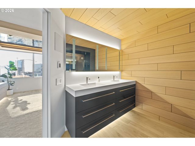 1500 Sw 5TH Ave 1101, Portland, OR 97201