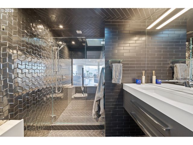 1500 Sw 5TH Ave 1101, Portland, OR 97201