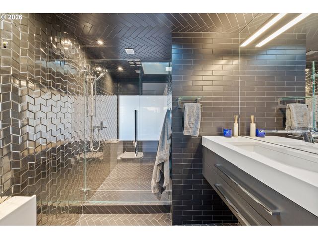 1500 Sw 5TH Ave 1101, Portland, OR 97201