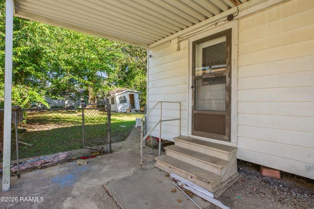 713 St. Jude Avenue, New Iberia, LA 70560