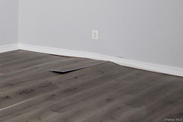 60 Chelsea Court AD09, Bohemia, NY 11716