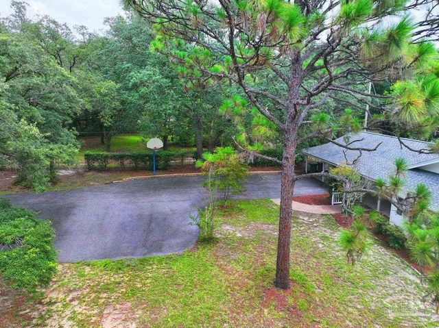 12535 Ophelia Dr, Pensacola, FL 32506