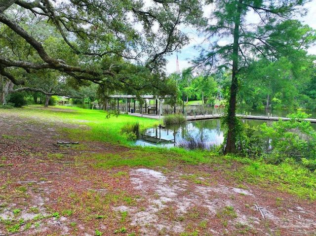 12535 Ophelia Dr, Pensacola, FL 32506