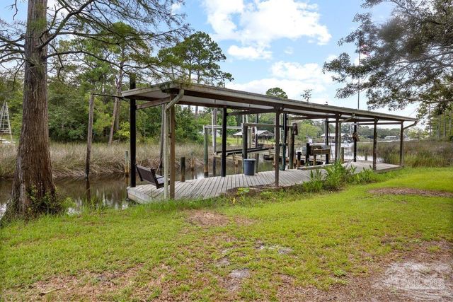 12535 Ophelia Dr, Pensacola, FL 32506