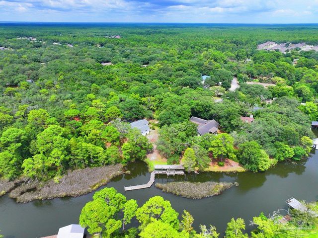 12535 Ophelia Dr, Pensacola, FL 32506