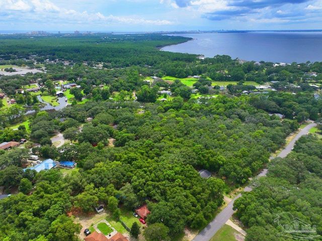 12535 Ophelia Dr, Pensacola, FL 32506