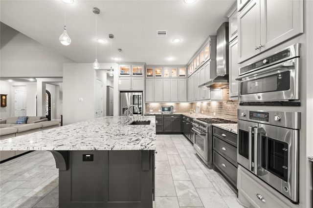 6918 Champion Trail, Katy, TX 77493