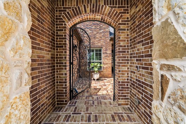 6918 Champion Trail, Katy, TX 77493