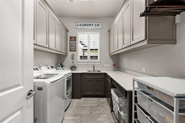 6918 Champion Trail, Katy, TX 77493