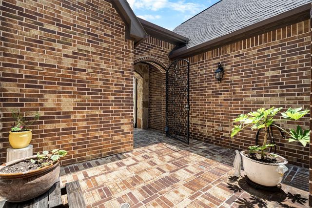 6918 Champion Trail, Katy, TX 77493