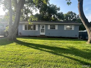 216 Charlotte Drive, Gray Summit, MO 63039