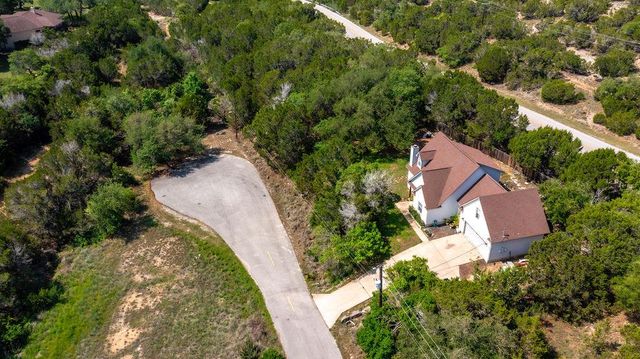 1306 Daviot DR, Spicewood, TX 78669