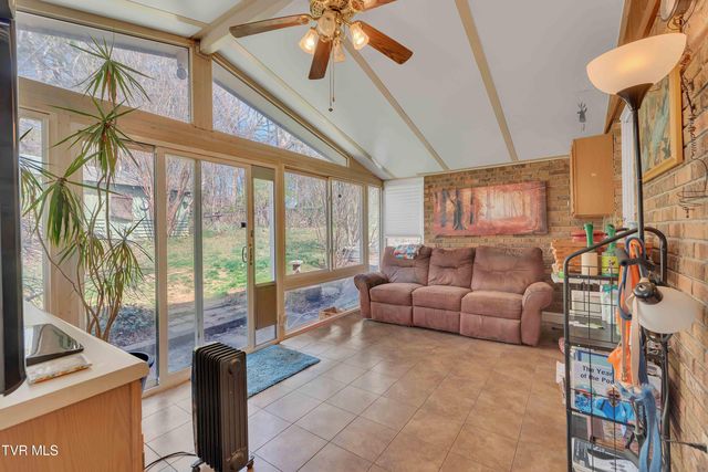 473 Oak Grove Road, Gray, TN 37615
