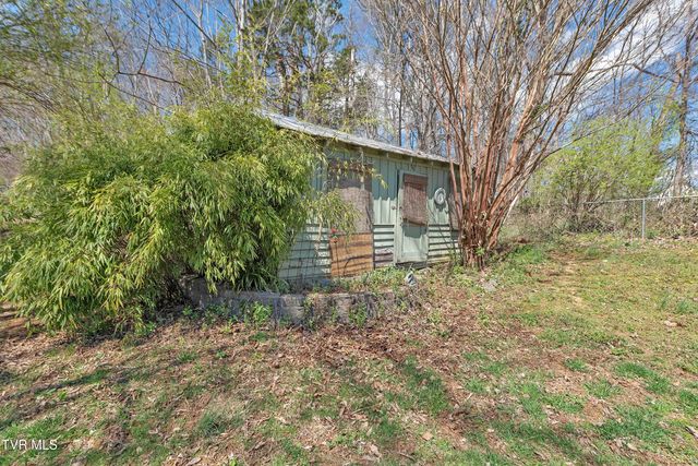 473 Oak Grove Road, Gray, TN 37615