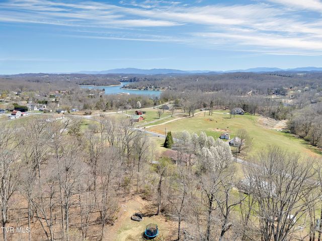 473 Oak Grove Road, Gray, TN 37615