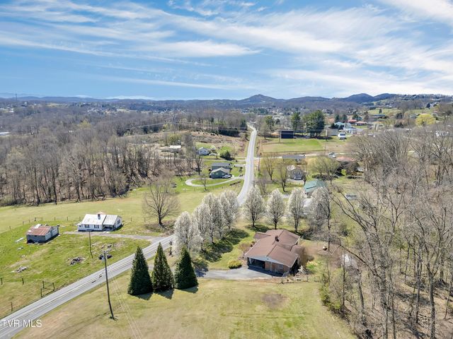 473 Oak Grove Road, Gray, TN 37615