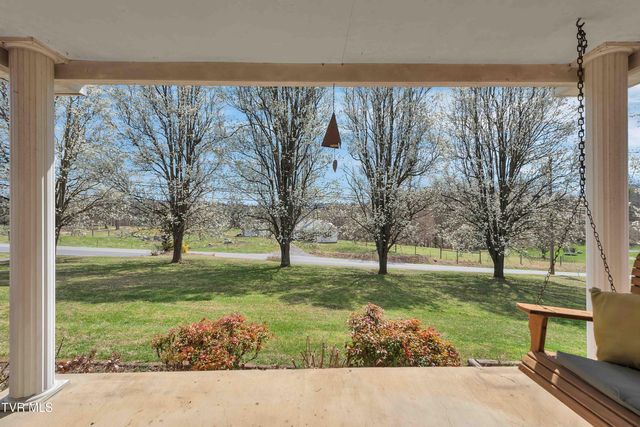 473 Oak Grove Road, Gray, TN 37615