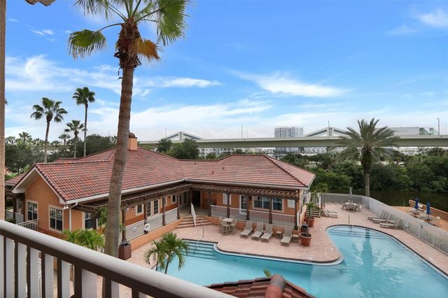 5000 CULBREATH KEY WAY 4-306, Tampa, FL 33611